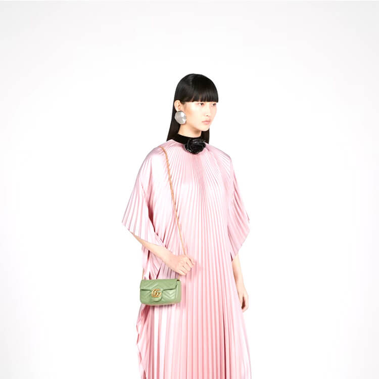 Replica-Gucci-GG-Marmont-Matelasse-Super-Mini-Bag-476433-DTDHT-3408-6.jpg