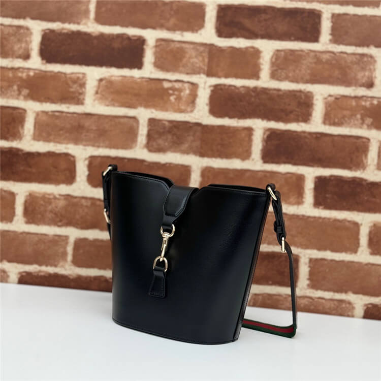 Replica-Gucci-Mini-Bucket-Shoulder-Bag-782908-AADDY-1060-3.jpg