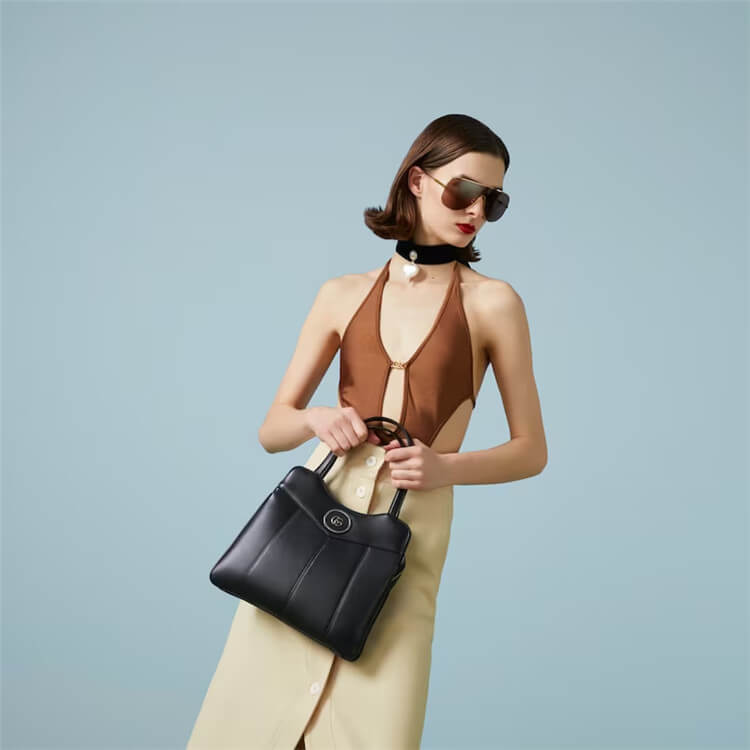 Replica-Gucci-Petite-GG-Small-Tote-Bag-745918-AABSG-1000-7.jpg