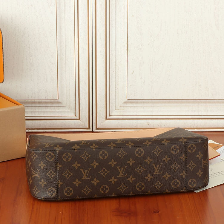 Replica-LV-Slouchy-MM-M12098-5.jpg