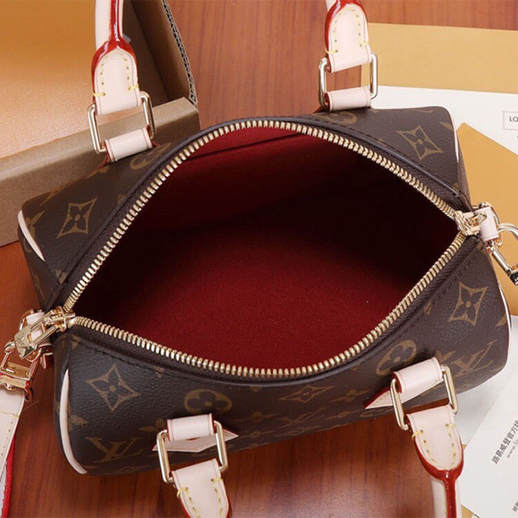 Replica-LV-Speedy-Bandouliere-20-M45948-6.jpg